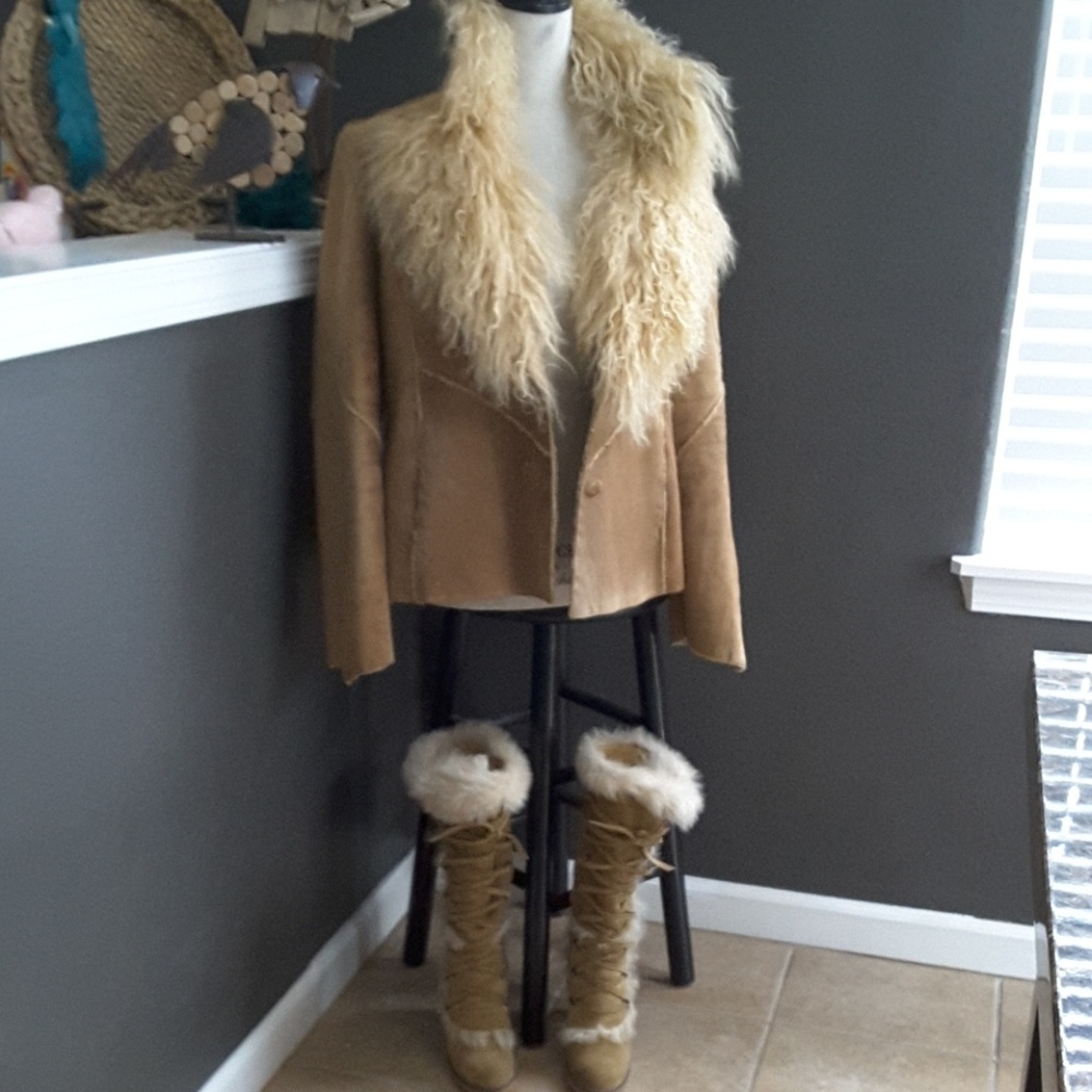 Authentic Coach boots & Authentic Guess Coat